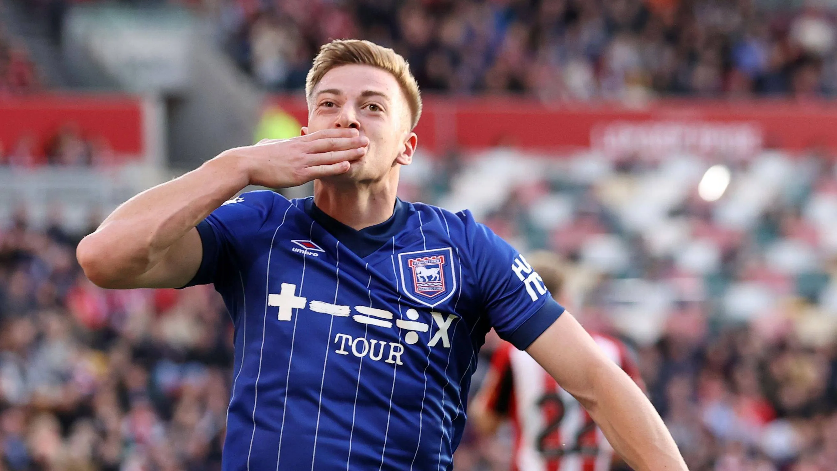 Man Utd plan cut-price £40m deal for Premier League star with nine goals