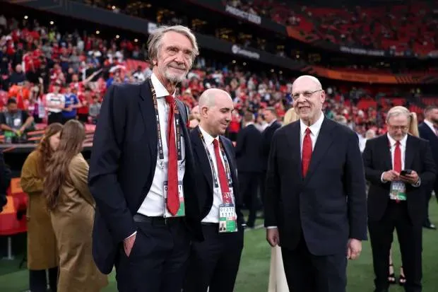 Ratcliffe and Man Utd owners blasted as they give backing to Amorim
