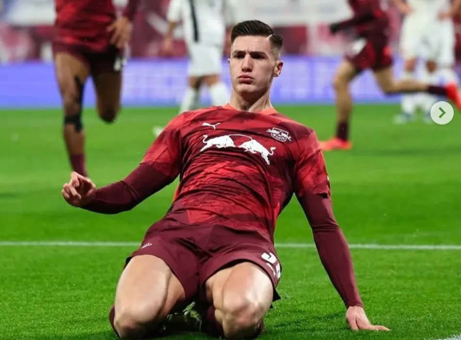 Man Utd 'continue talks with Leipzig today as Sesko trains separately'