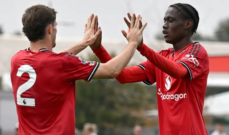 Ibragimov fires 30-yard stunner and Rooney on target as Man Utd smash Middlesbrough 5-0