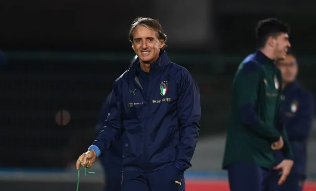 Ex-Man City and Italy boss says he is 'in with a shout' of replacing Amorim at Man Utd