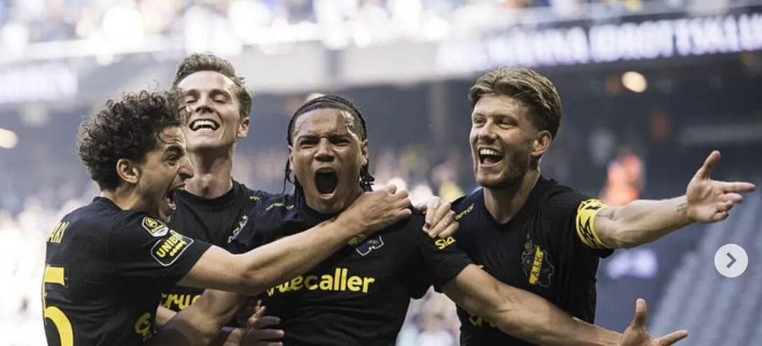 Man Utd in 'concrete negotiations' to sign highly-rated 16-year-old Swedish striker