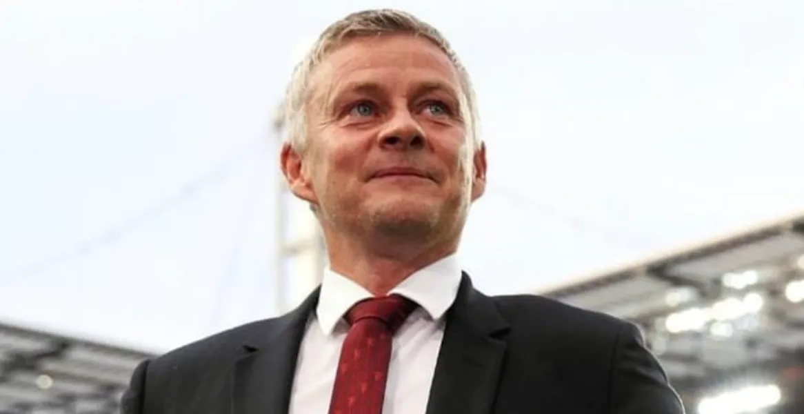 Gary Neville 'endorses' Solskjaer for Man Utd job based on key reason