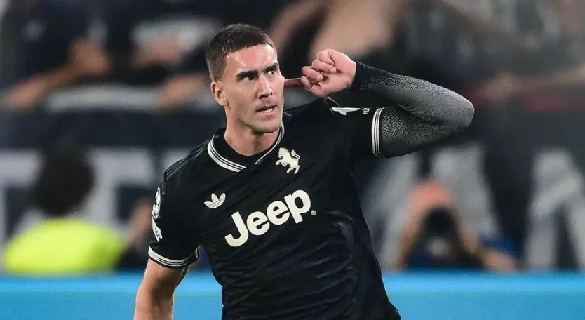 Man Utd target Vlahovic