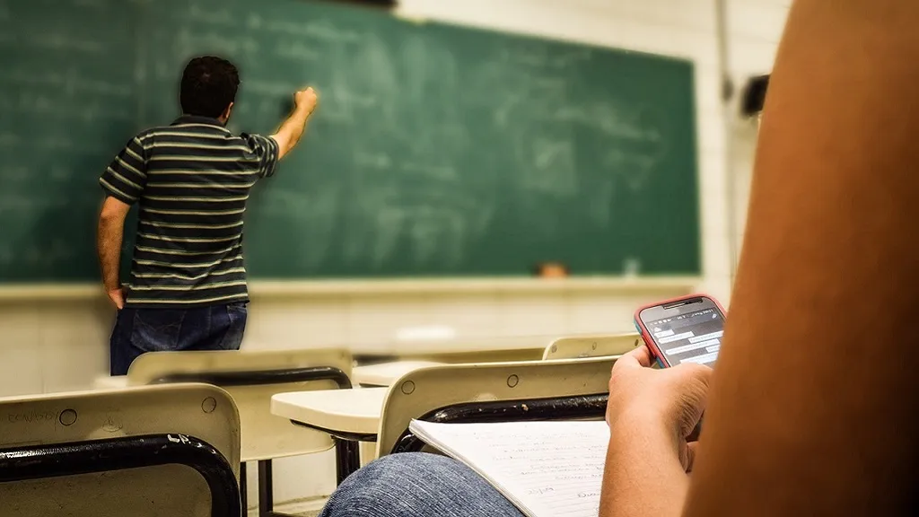 telefoon in de klas