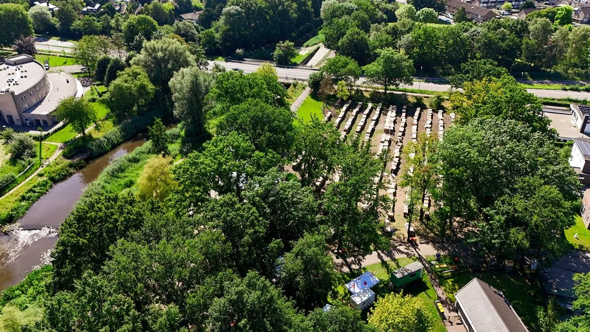 2024 08 11 veghel in hout van boven af 1