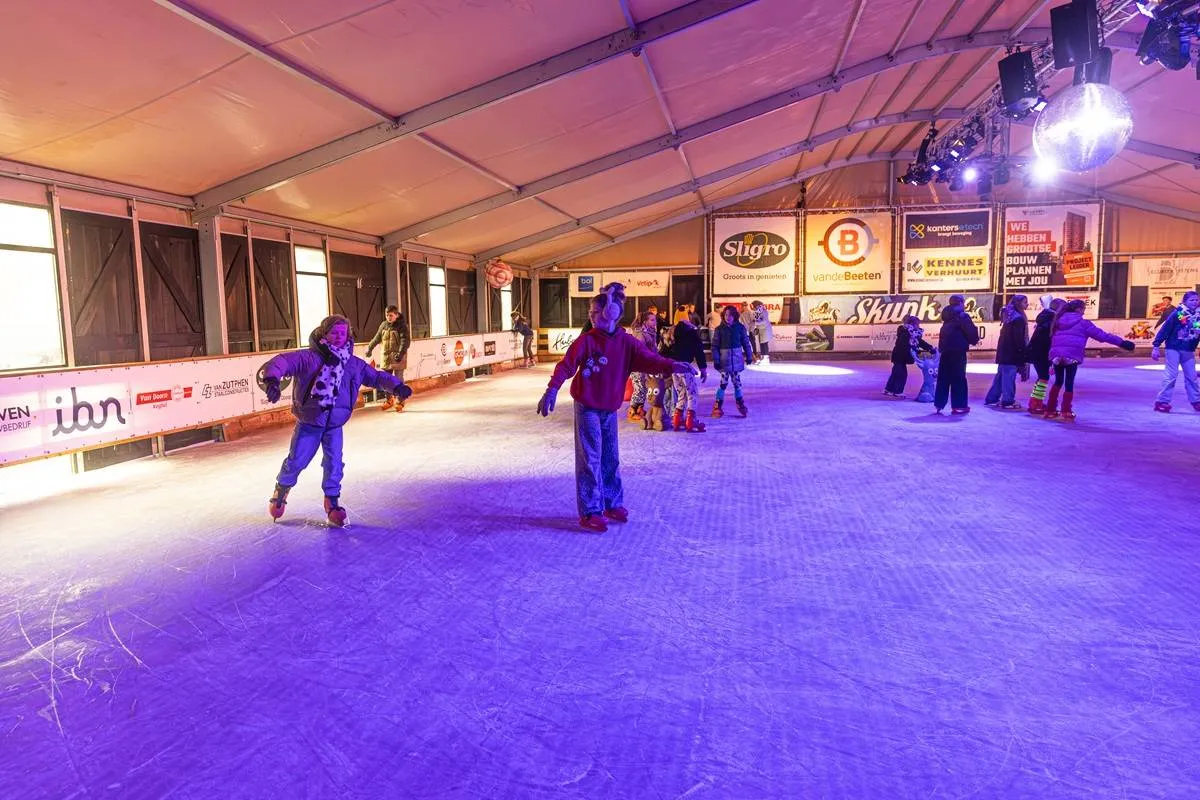 2025-12-06 Opening Veghel on Ice-6
