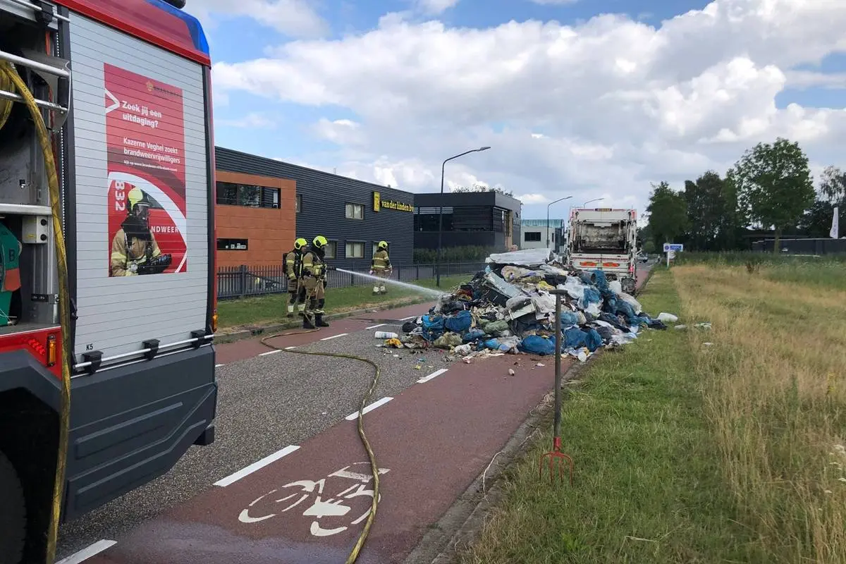 27-07-2026 Afvalbrand Veghel 07