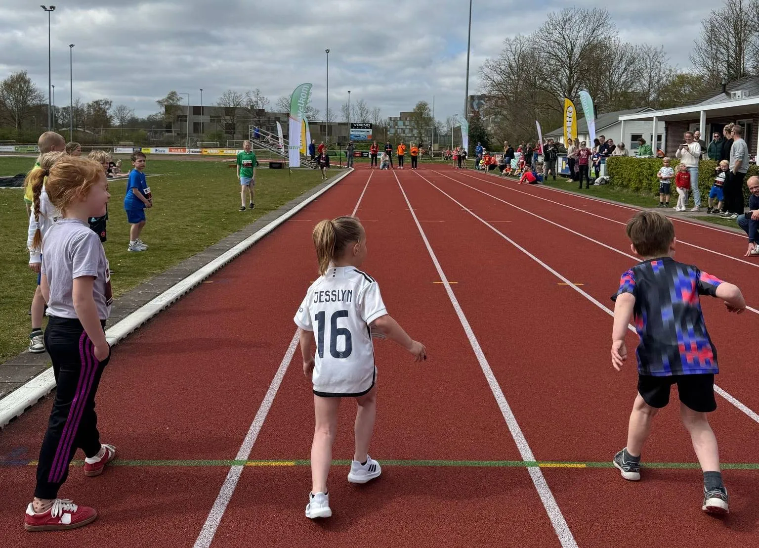 MEPPEL unive Kids running