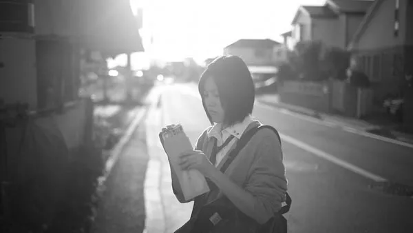 about the pink sky film still 1