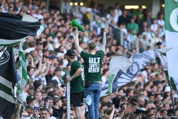 feest in groningen na zege en promotie fc groningen