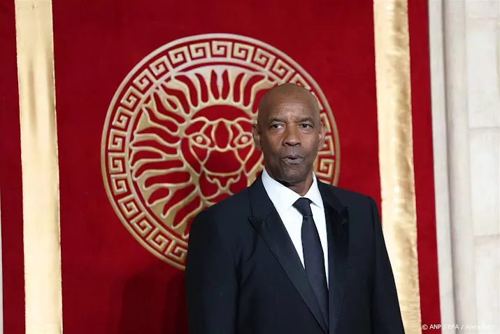 Denzel Washington ontvangt licentie om predikant te worden