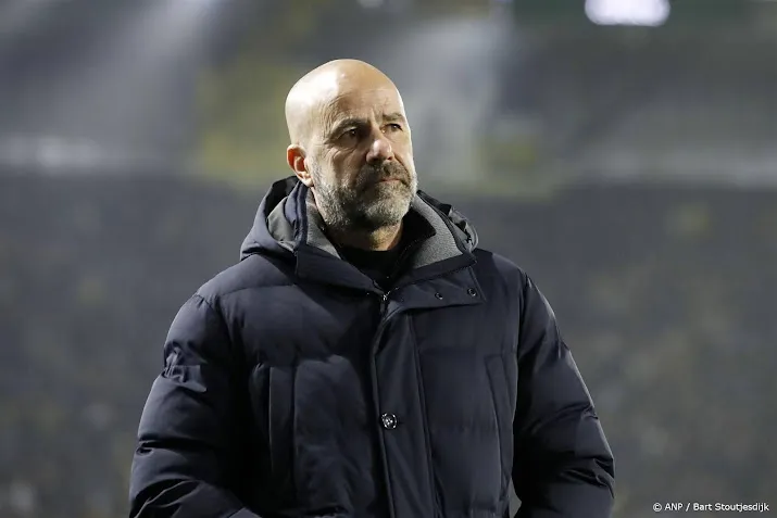 Ontevreden PSV-trainer Bosz koestert punt tegen AZ