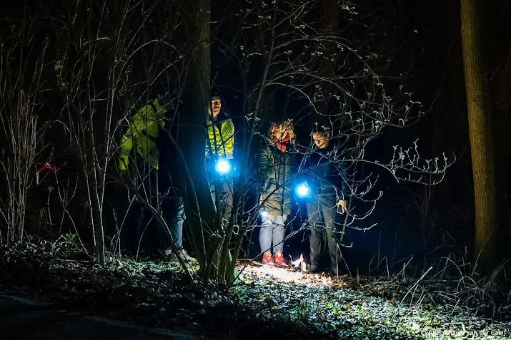 Politie zoekt in Kralingse Bos verder naar vermiste Marjolein