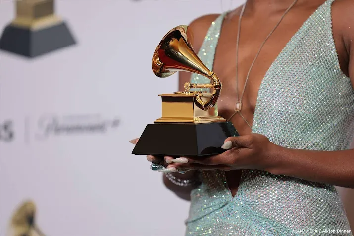 Geldinzameling voor branden LA tijdens uitreiking Grammy Awards