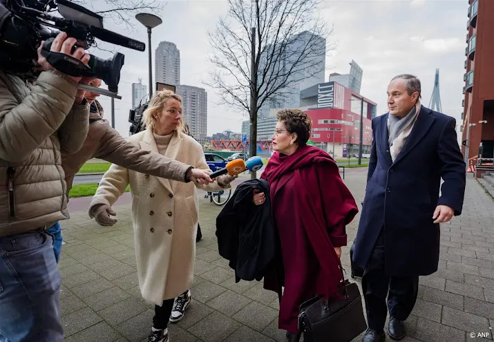 OM: Weski wisselde ruim 8000 berichten met zoon Taghi