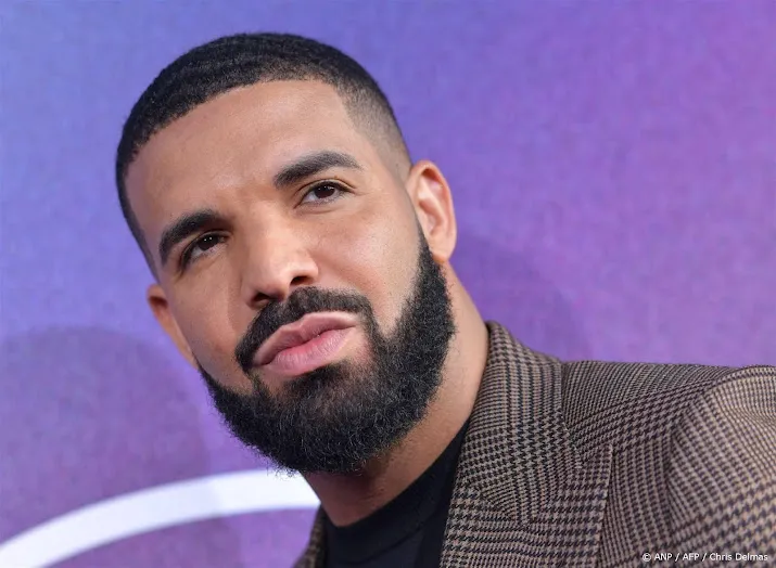 Drake staakt juridische stappen tegen Spotify en Universal