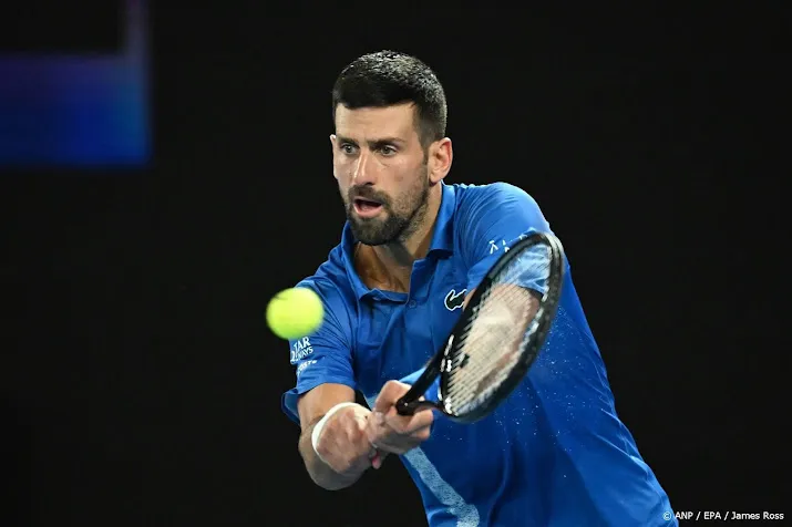 Djokovic wacht na zege duel met Alcaraz op Australian Open