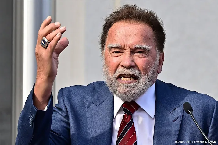 Schwarzenegger doneert miljoen aan hulpfondsen branden LA
