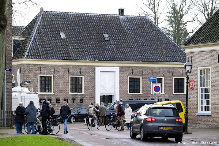 Drents Museum bekijkt maandag wanneer het weer open kan