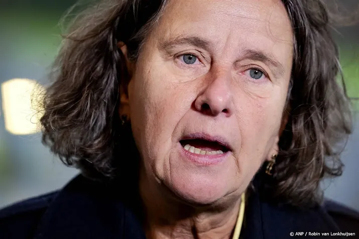 Faber gaat ondanks advies niet wachten met asielwetten 