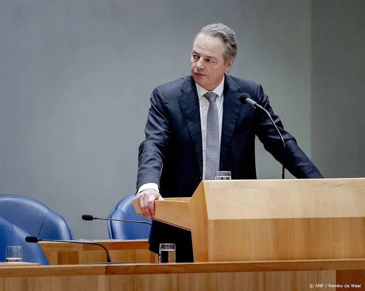 Madlener: minimumleeftijd en helm voor alleen fatbikes kan niet