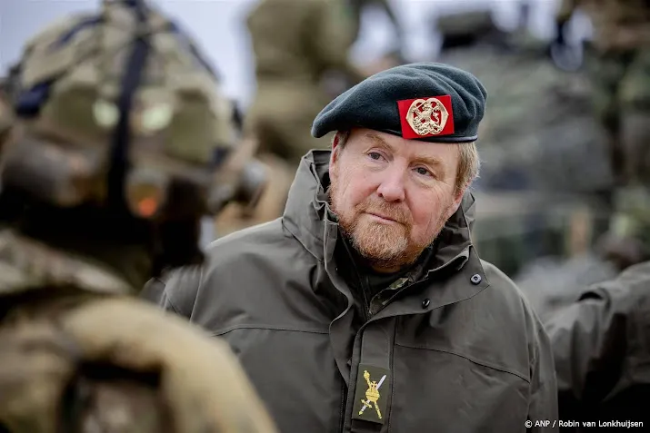 Willem-Alexander bezoekt Nederlandse troepen in Estland