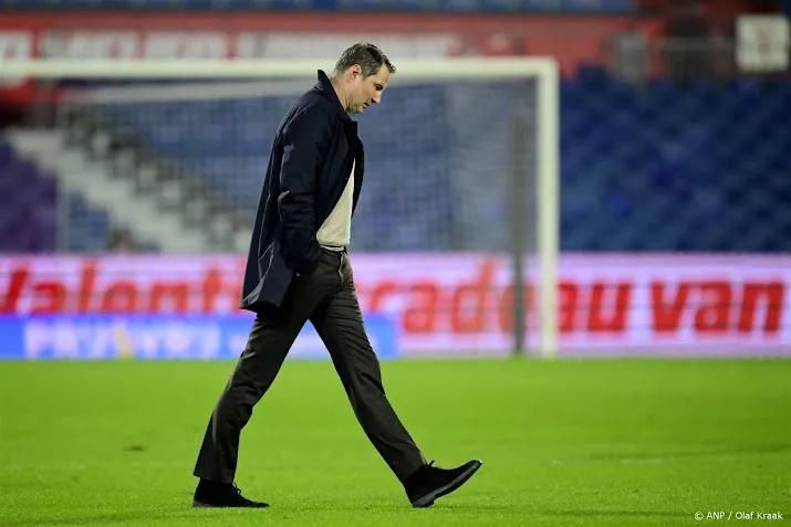 Coach Priske twee dagen voor duel met AC Milan weg bij Feyenoord 