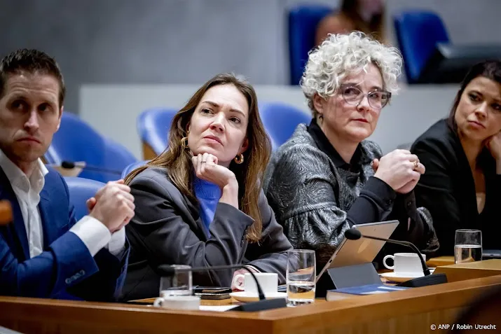 VVD staat alleen in coalitie in debat over verbod 'homogenezing'