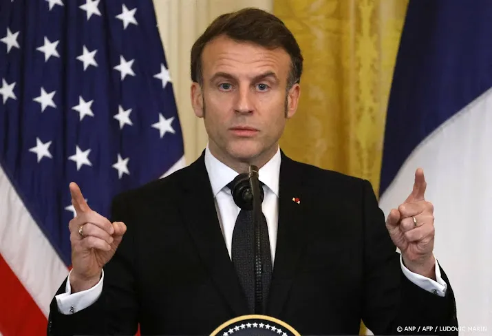 Macron: bestand in Oekraïne binnen enkele weken mogelijk