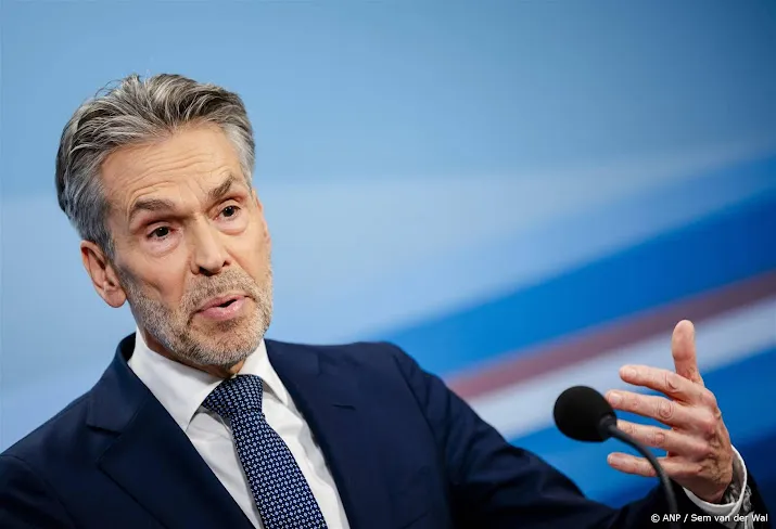 Premier Schoof dit weekend naar Londen voor Oekraïne-overleg