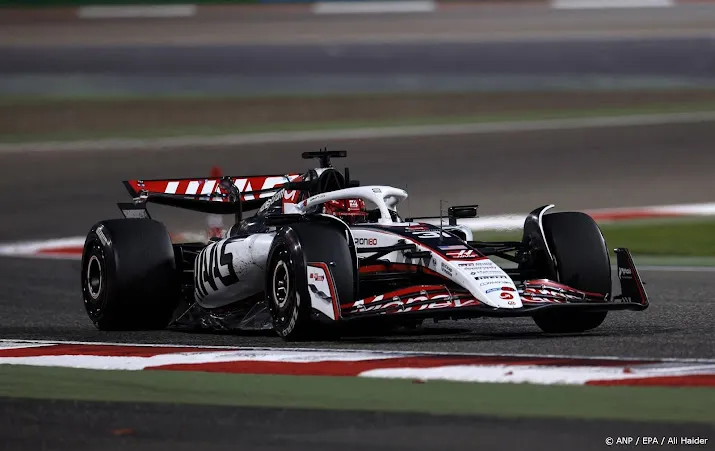 Formule 1-coureur Ocon hekelt 'onbruikbare' koelvesten