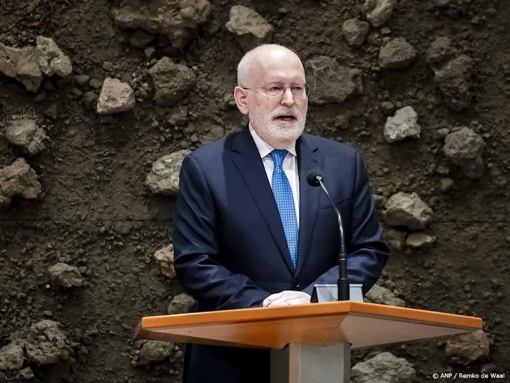Frans Timmermans spreekt van 'roekeloze actie' door Trump