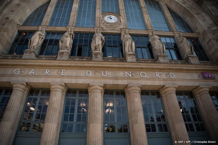 Bom uit oorlog legt treinverkeer Parijse Gare du Nord plat