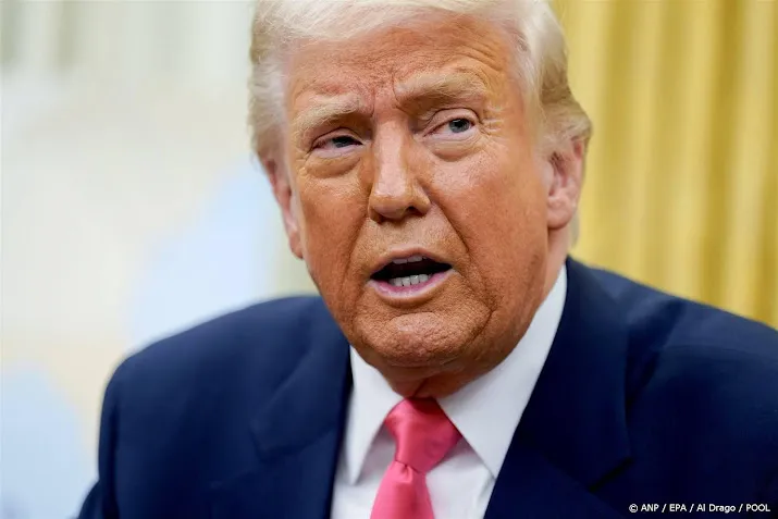 Trump zegt Tesla te kopen als steun voor Elon Musk