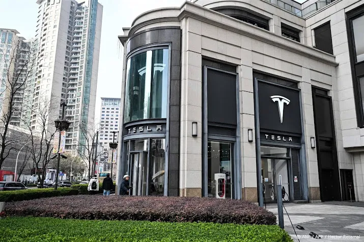 Tesla toont voorzichtig herstel op Wall Street na koersval