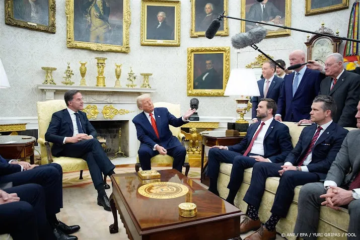 Rutte bemoeit zich niet met wens VS om Groenland te annexeren