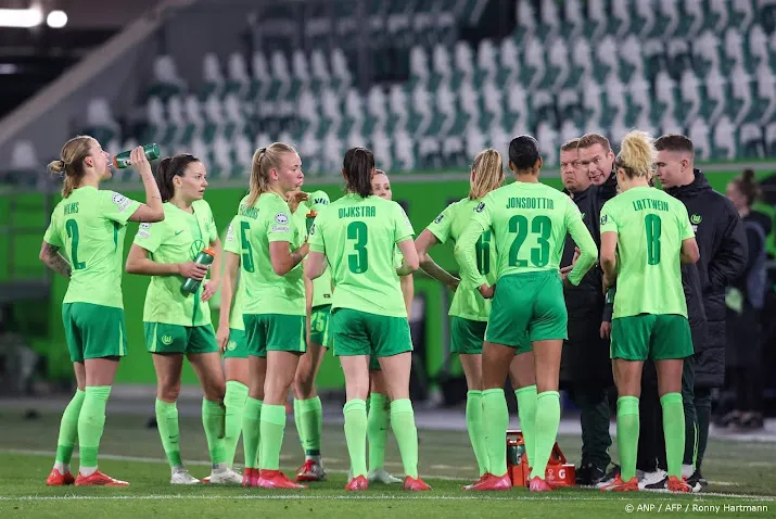 Voetbalsters Wolfsburg kansloos tegen Barcelona 