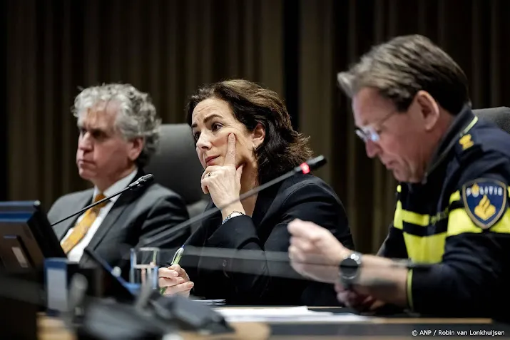 Amsterdamse driehoek bij elkaar na steekincident