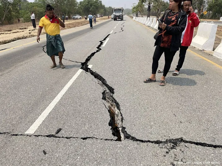 Groot ziekenhuis in Myanmar meldt vele slachtoffers na beving