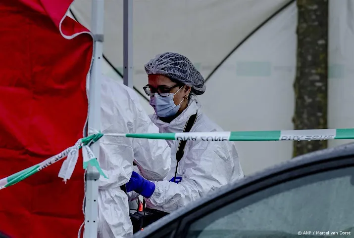 Politie nog hele nacht bezig met onderzoek in Oosterhout