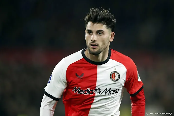 Feyenoord mist geblesseerde Carranza tegen PEC Zwolle