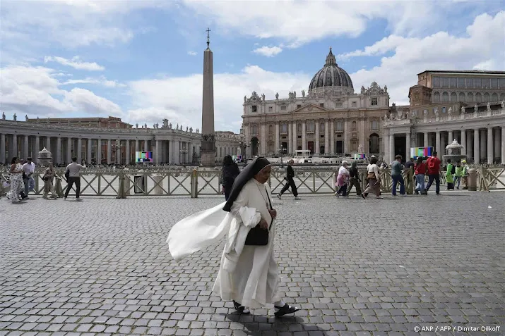 Processie uitvaart paus Franciscus live te volgen op NPO 2