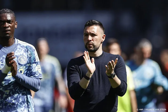 Ajax-coach Farioli wil tegen Sparta reactie zien van zijn team