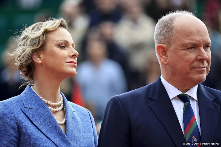 Ook prins Albert en prinses Charlene aanwezig bij uitvaart paus