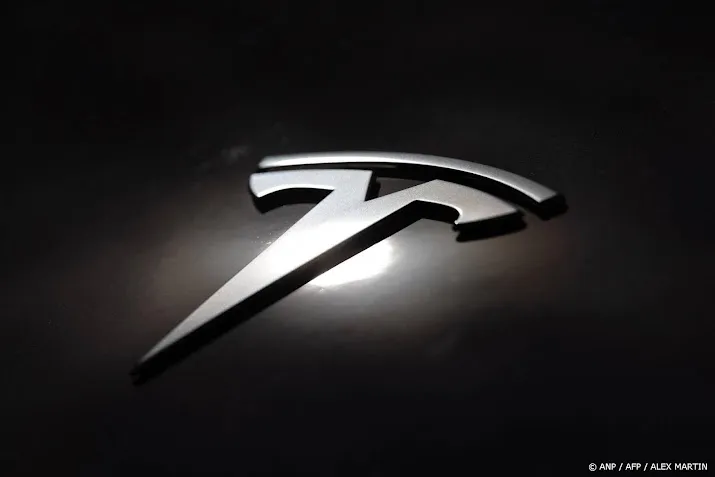 WSJ: bestuur Tesla ging op zoek naar opvolger Musk