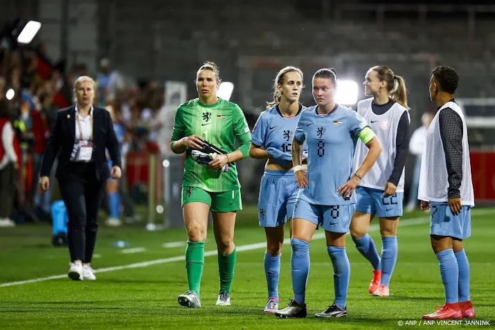 Voetbalsters Oranje in Nations League hard onderuit bij Duitsland