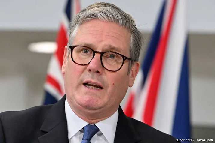 Britse premier Starmer spreekt medeleven uit na crash Air India 