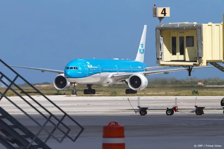 KLM vliegt zondag van en naar Curaçao, Aruba en Bonaire