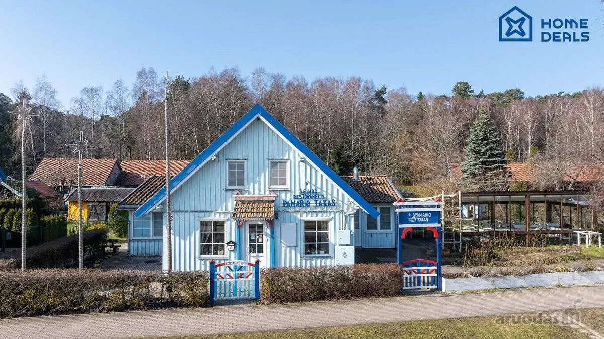 Juodkrantėje parduodamas išskirtinis medinukas